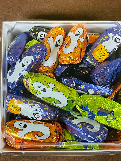 Mini Ghosts Chocolates 12 oz box