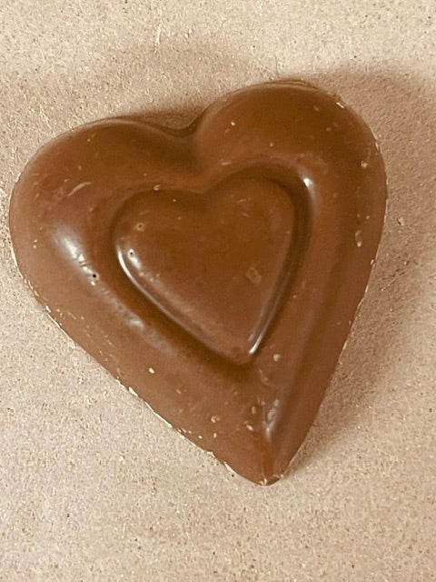 Solid Milk Chocolate America Heart 6 oz