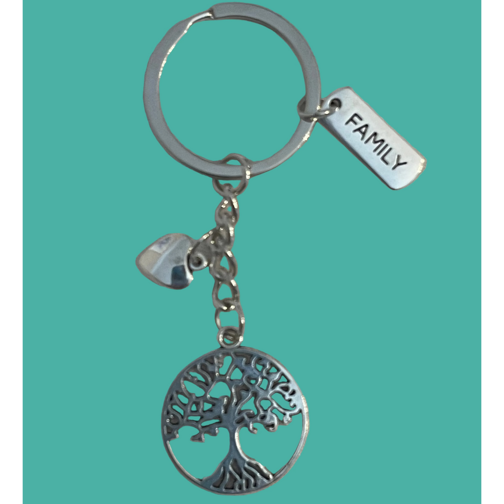 Silver keychain with tree of life charm 'FAMILY' 