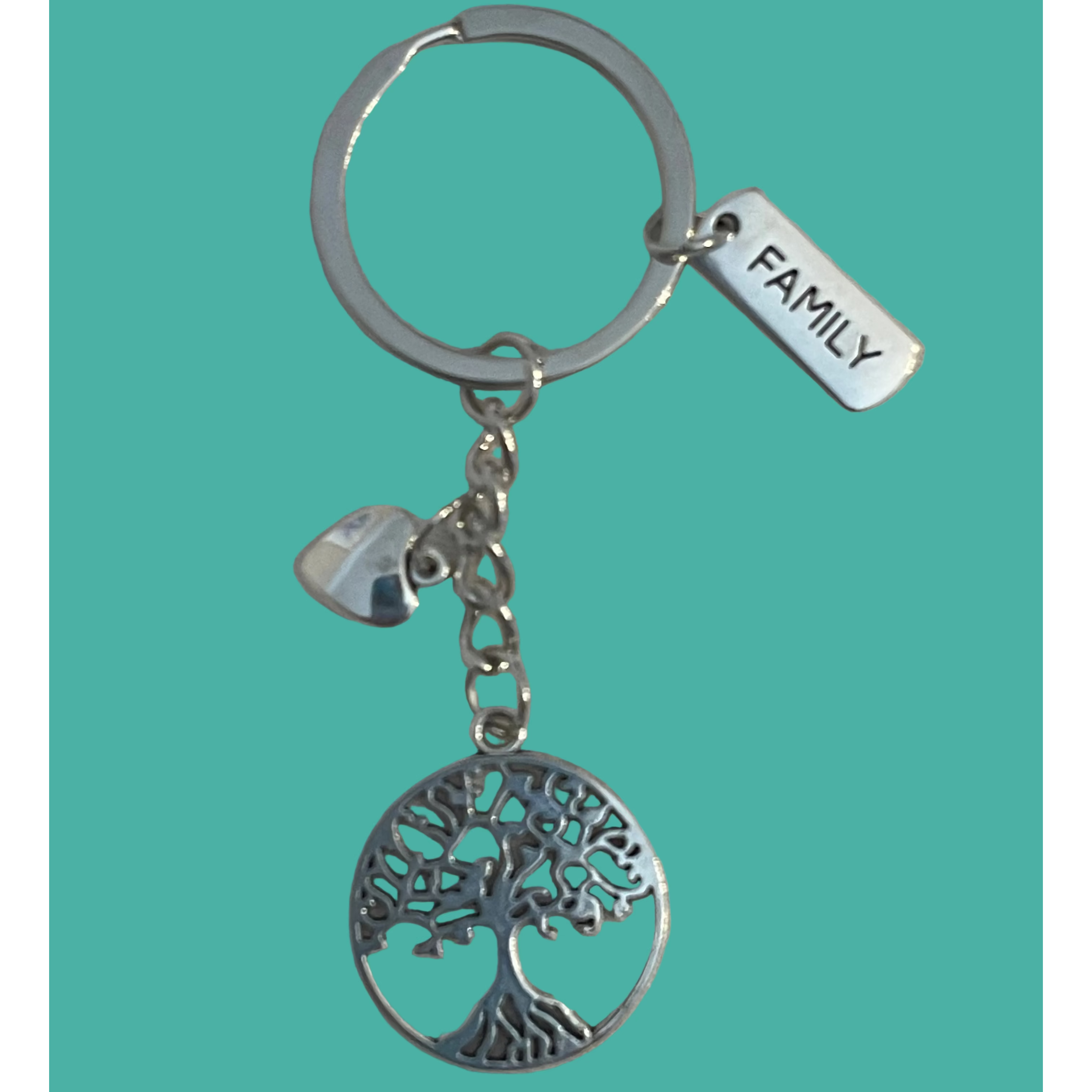 Silver keychain with tree of life charm 'FAMILY' 